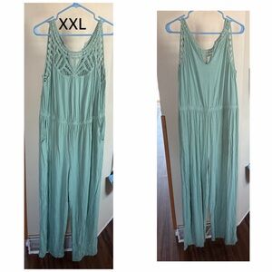 Elegant Mint Green Jumpsuit